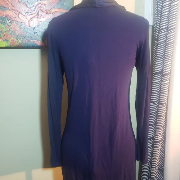 OLSEN - Picture 2 of 4